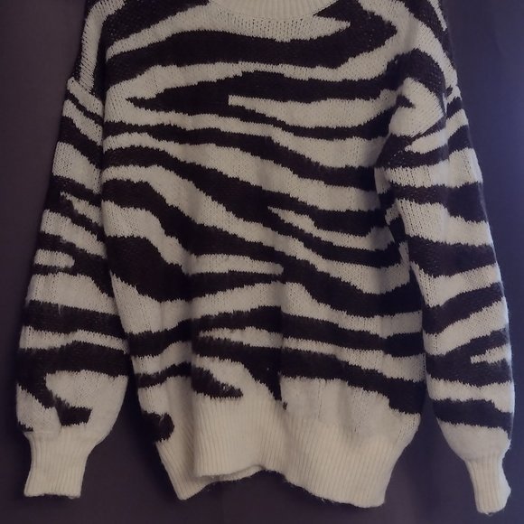 wild fable Sweater - Size XS - Picture 3 of 6